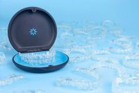 Traitement Invisalign: 10 choses à savoir avant de se lancer